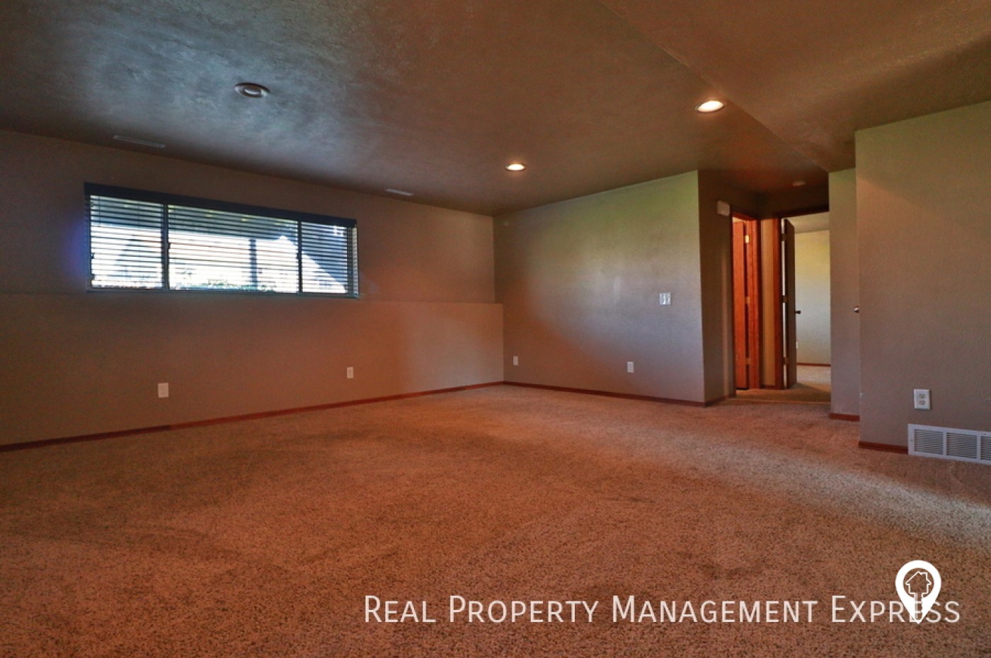 7800 W 55th St House