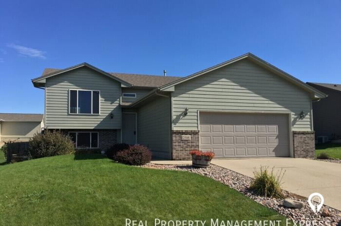 2508 N Aidan Ave House