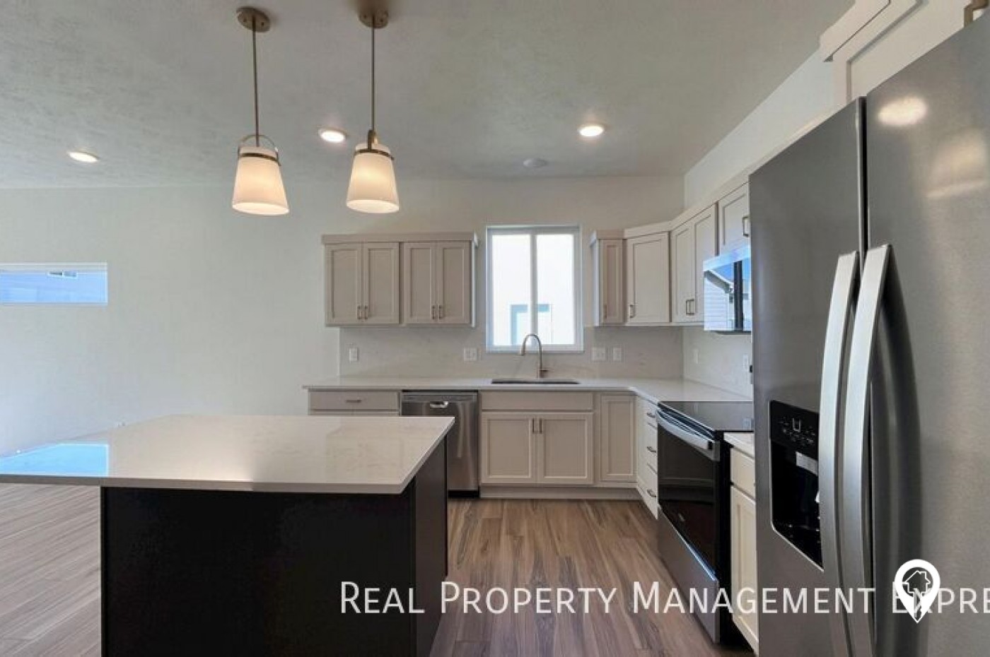 3511 S Broek Dr Townhome