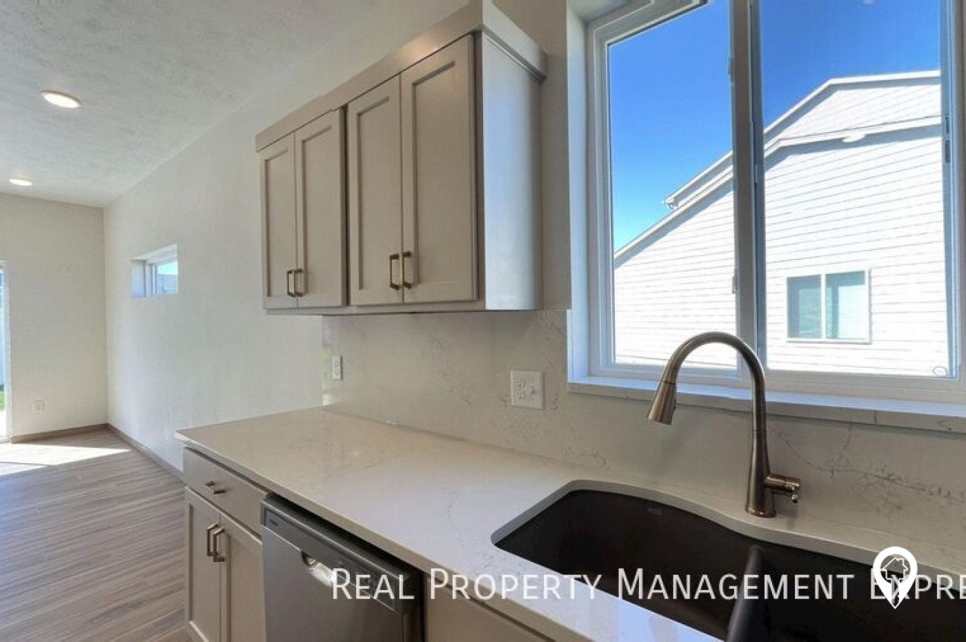 3511 S Broek Dr Townhome