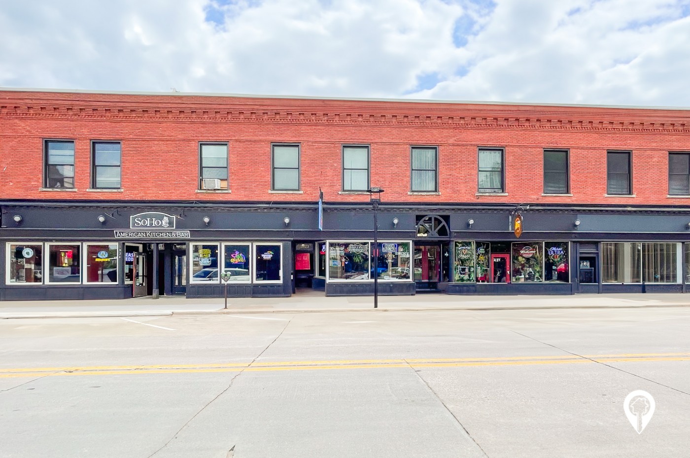 Lee Block Apartments