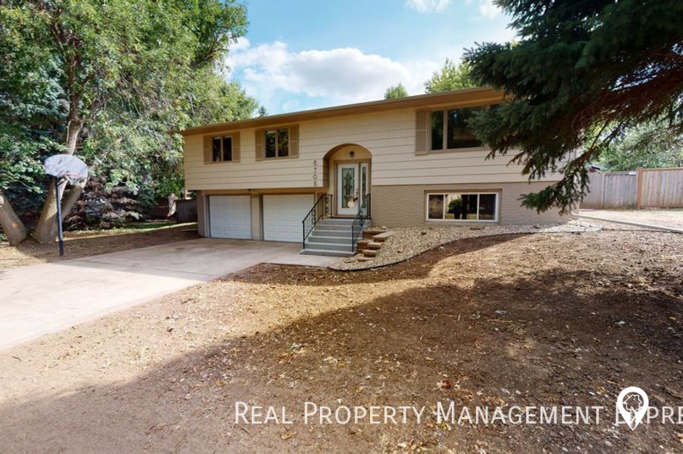 5705 W 28th St House