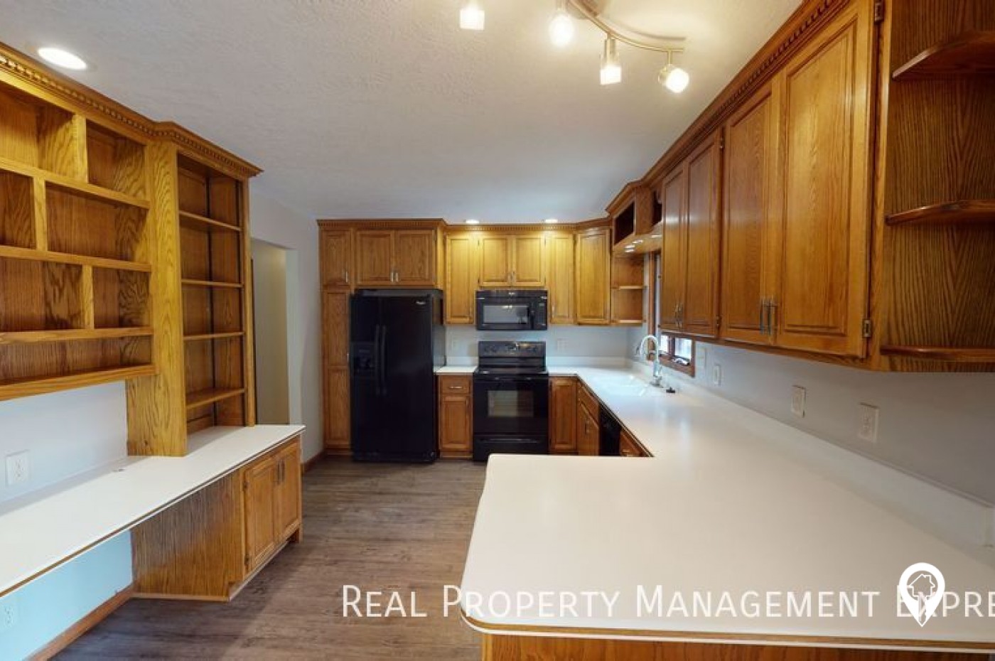 5705 W 28th St House