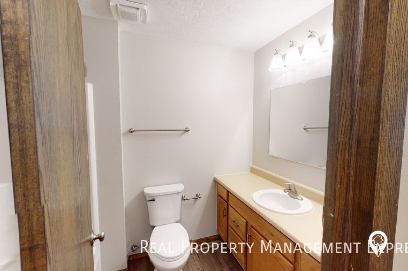 5705 W 28th St House