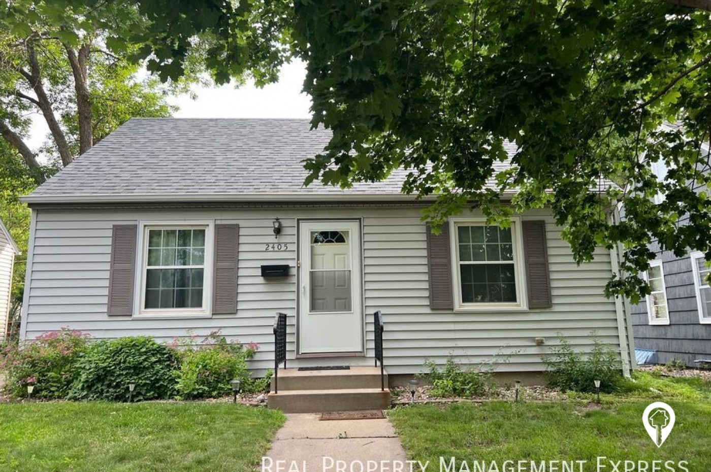 2405 S Glendale Ave House