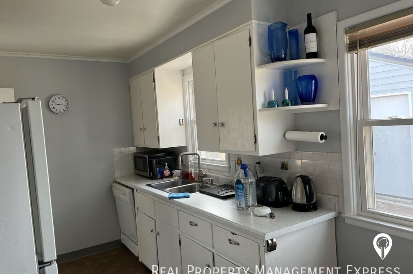2405 S Glendale Ave House