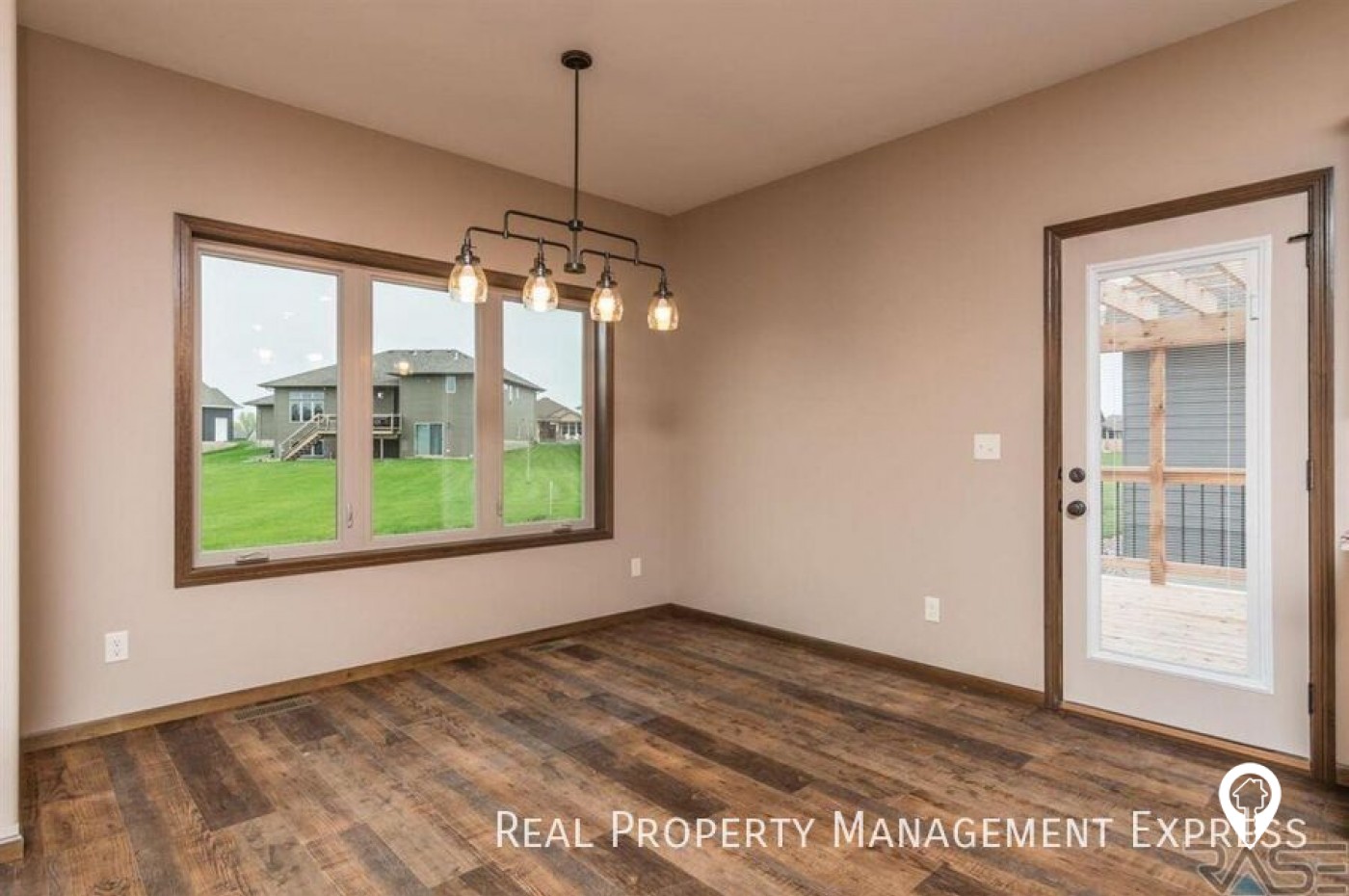 3508 E Prairie Wind Street House