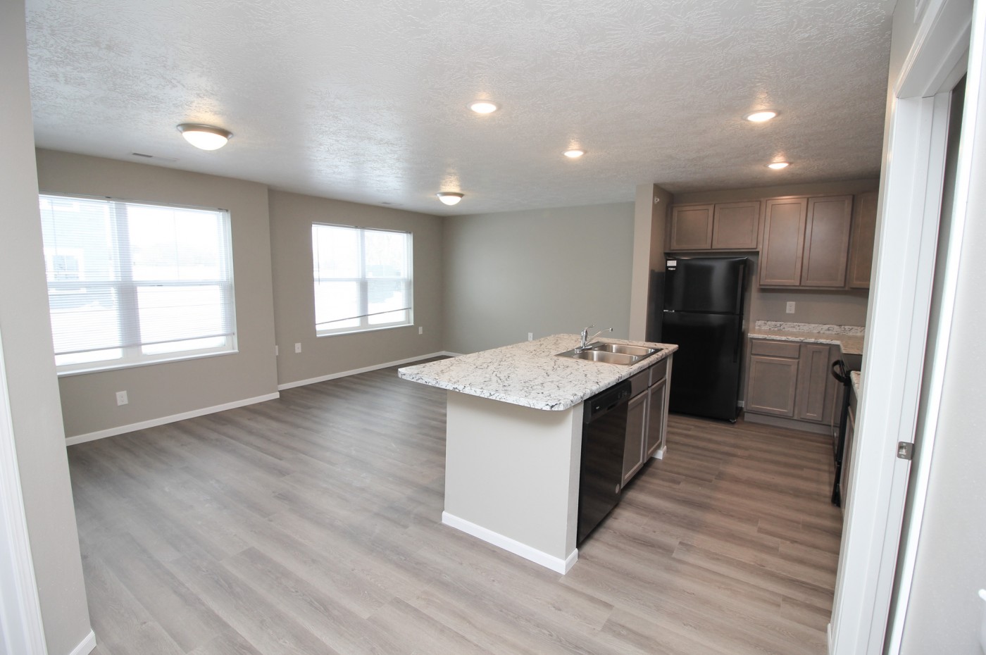 Vineyard Heights Apartments