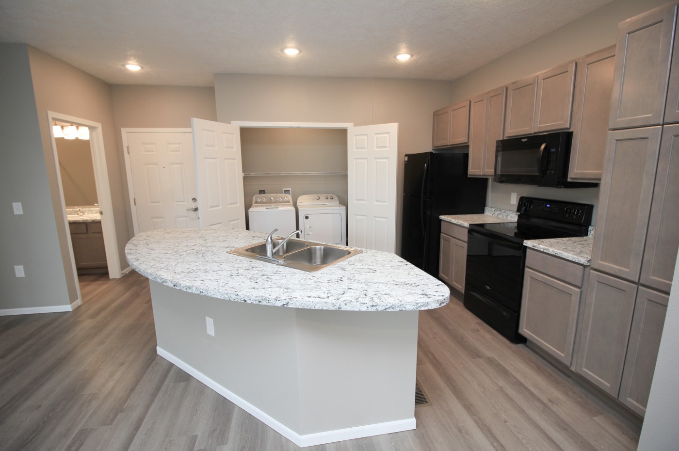 Vineyard Heights Apartments