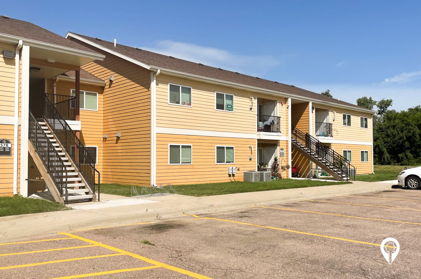 Northlake Apartments