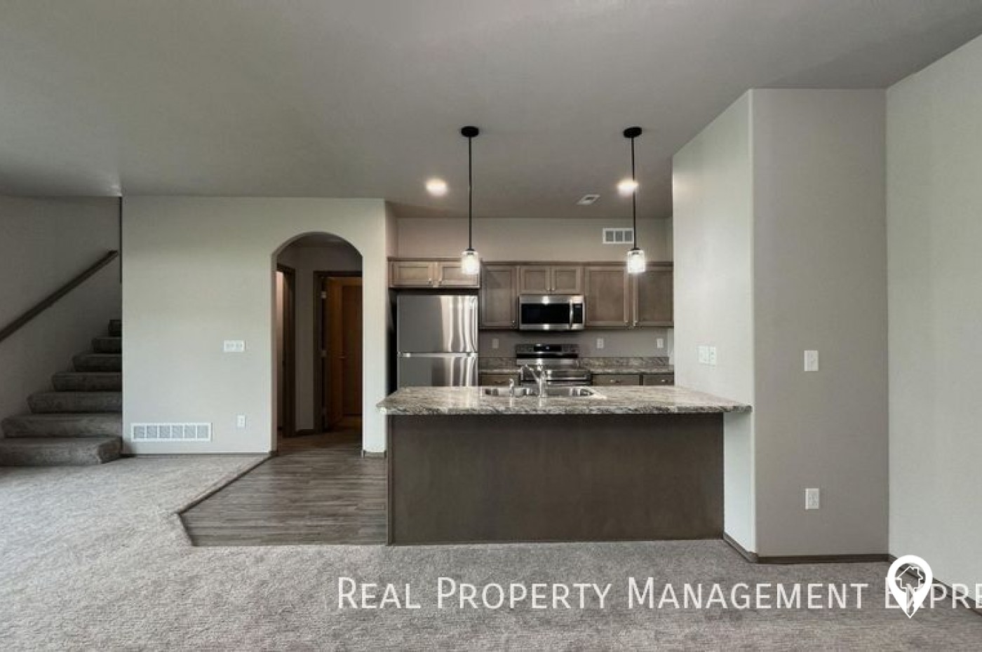 5812 S Whisper Creek Pl Townhome