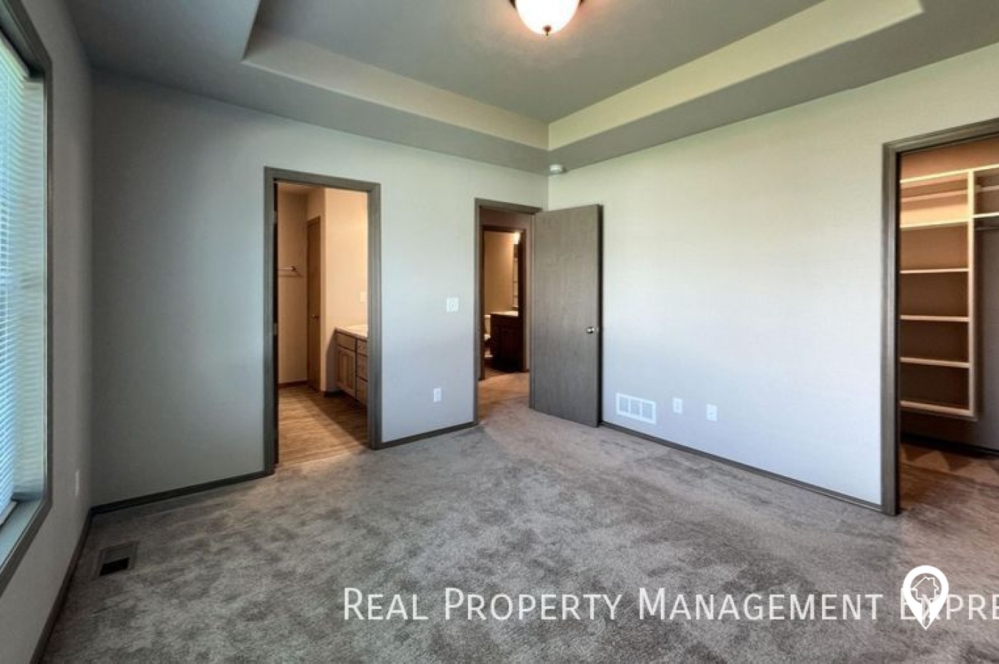 5812 S Whisper Creek Pl Townhome