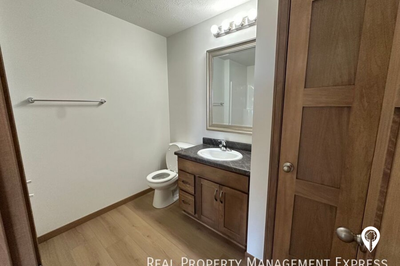 3400 S Heather Ave Townhome