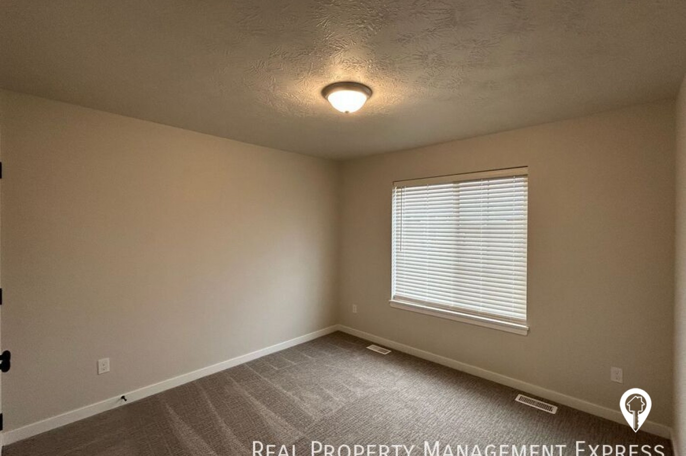 9652 W Tunis Dr Townhome