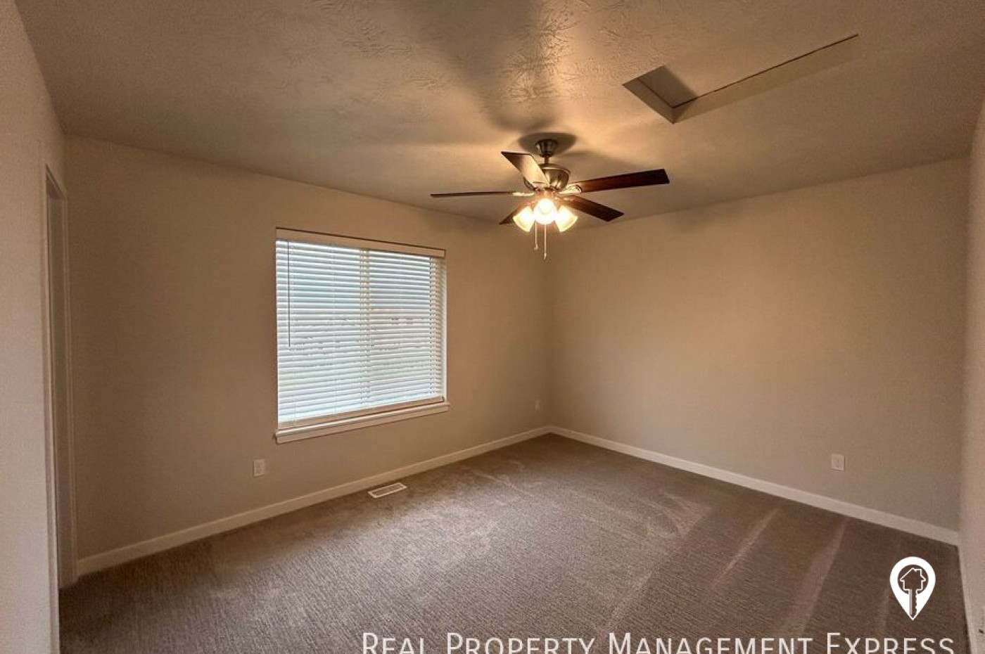 9652 W Tunis Dr Townhome