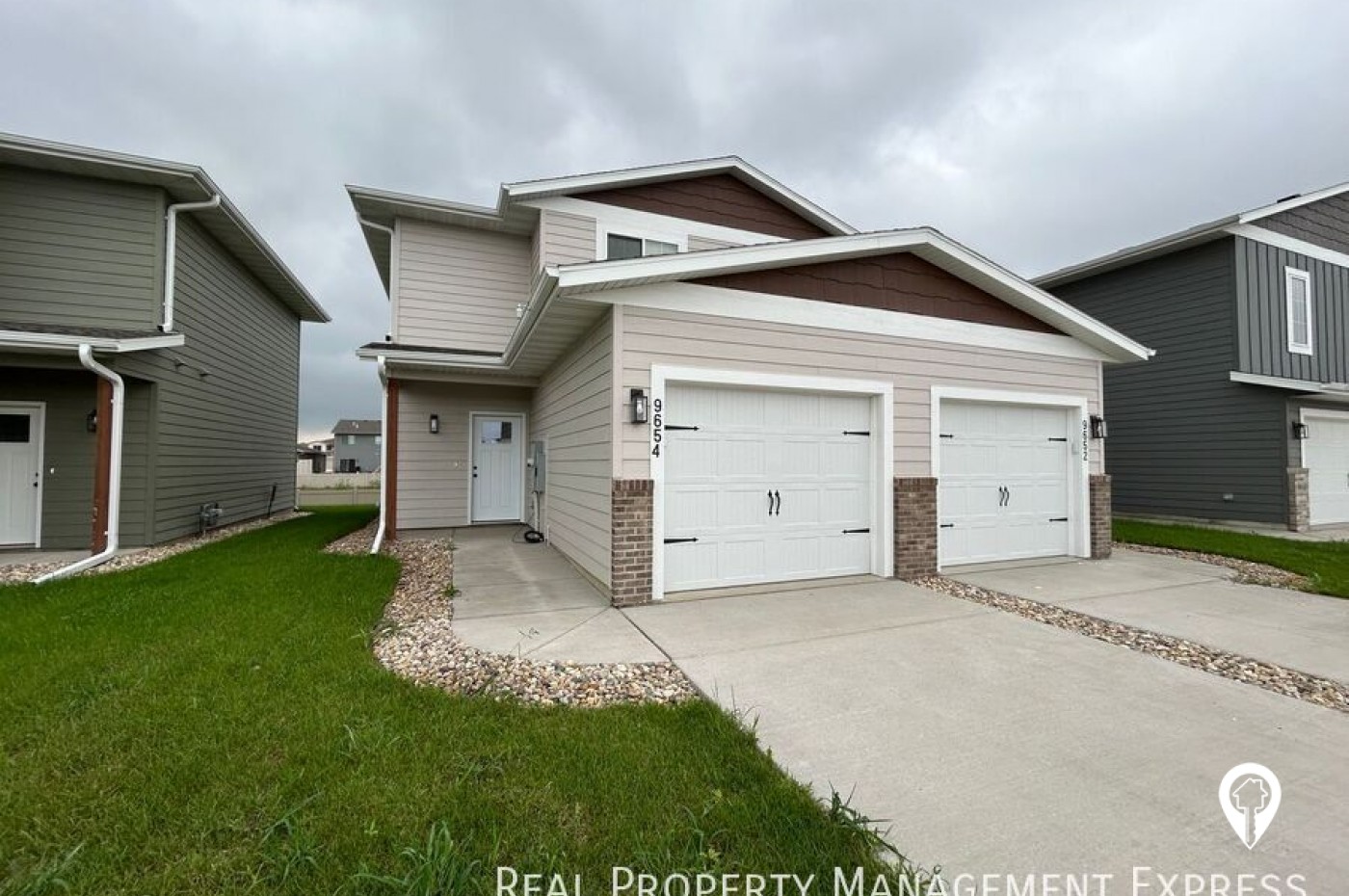 9652 W Tunis Dr Townhome