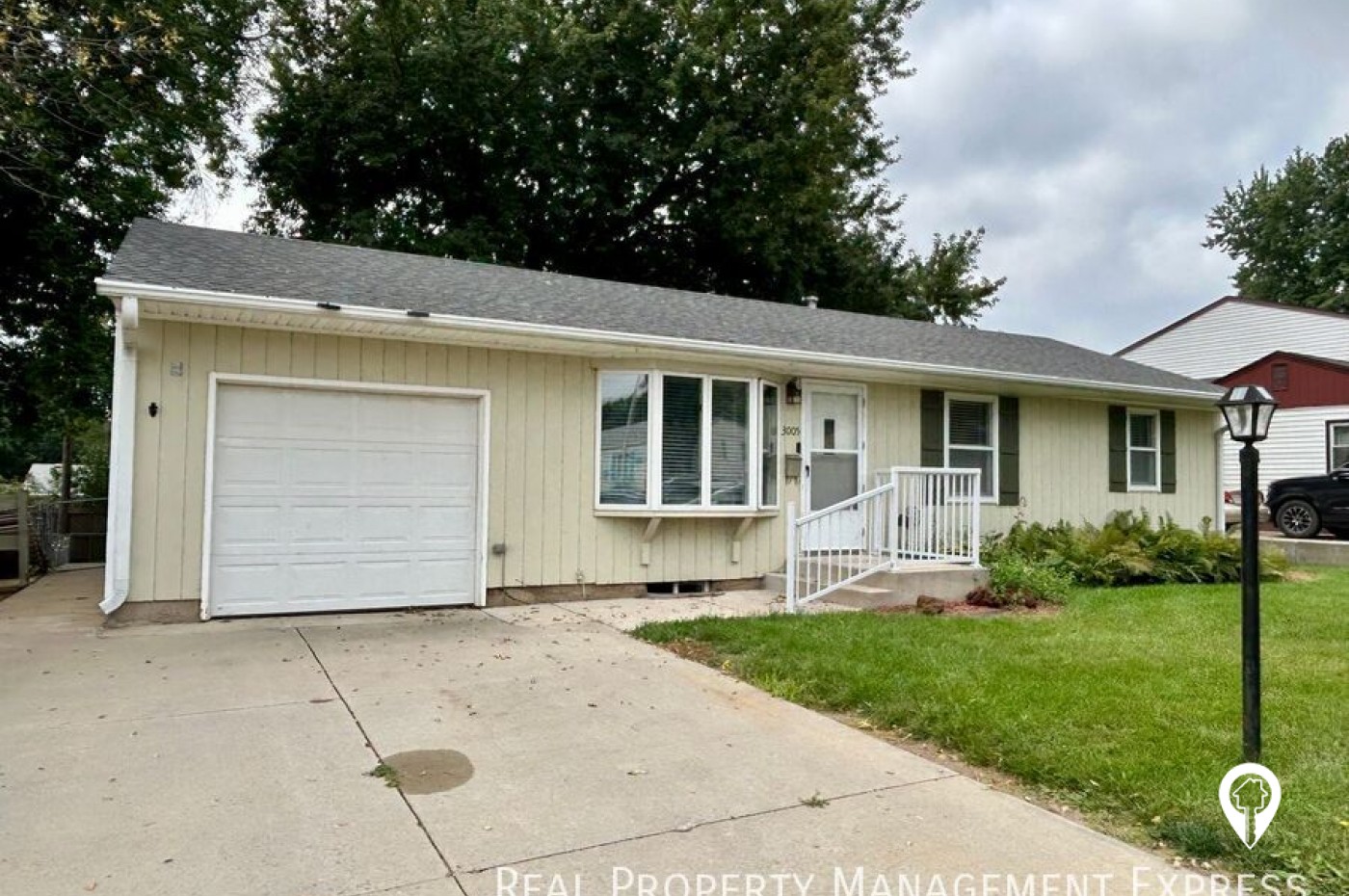 3005 E 22nd St House