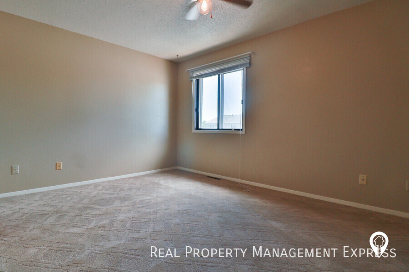 1012 S Newport Pl Townhome