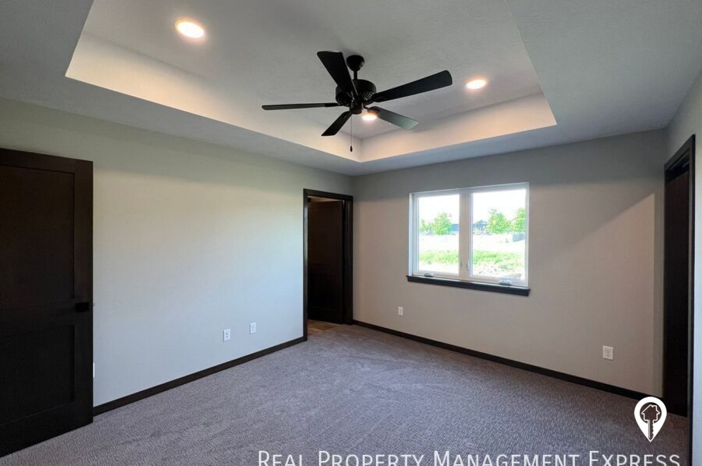 4507 E 53rd St Townhome