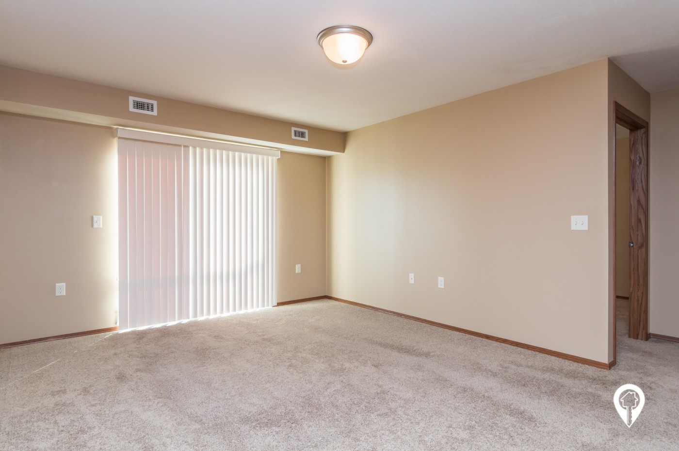 Willow Creek Apartments & Townhomes