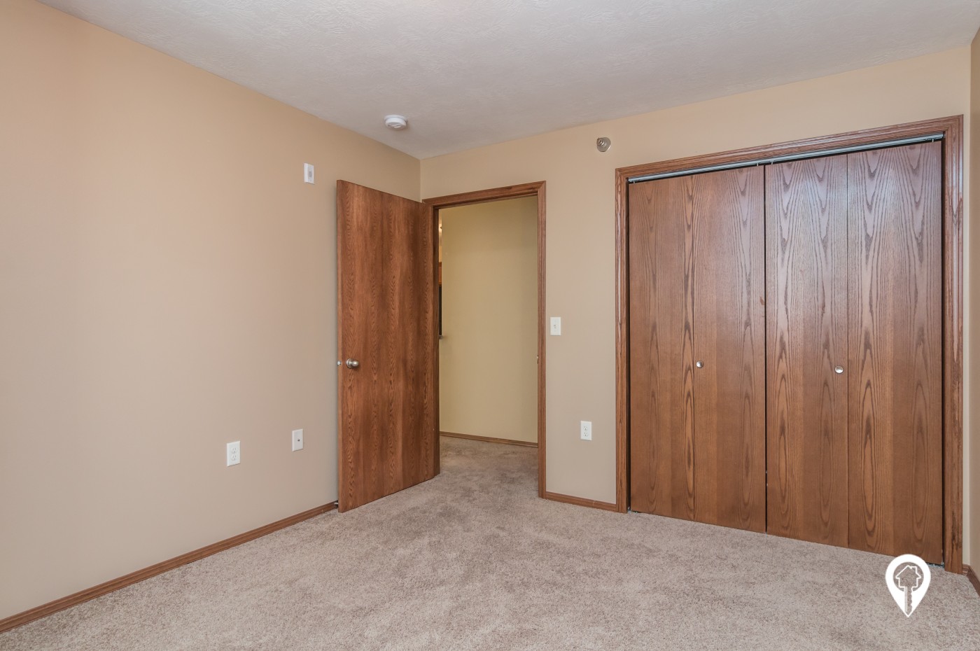 Willow Creek Apartments & Townhomes