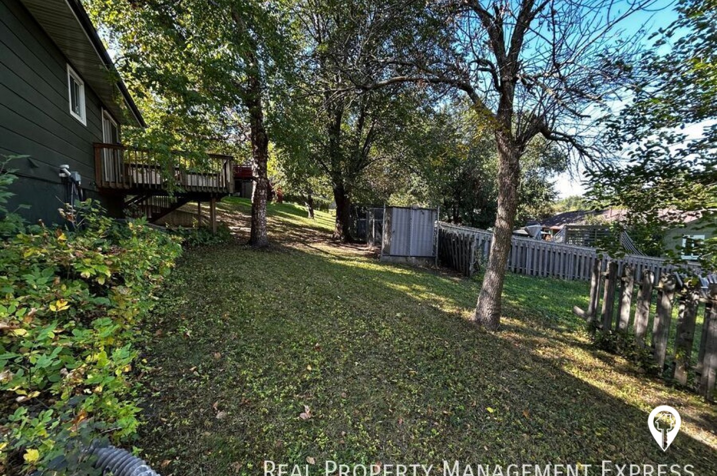 1033 N Lowell Ave House